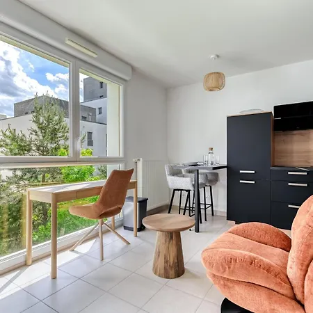 Guestready - Modern & Bright In Gerland *
